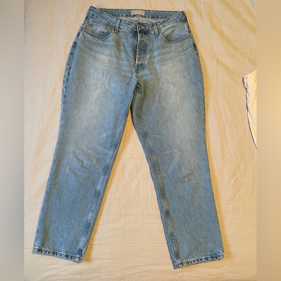 Everlane 90s curvy cheeky jean (hourglass jean) - Picture 10 of 12